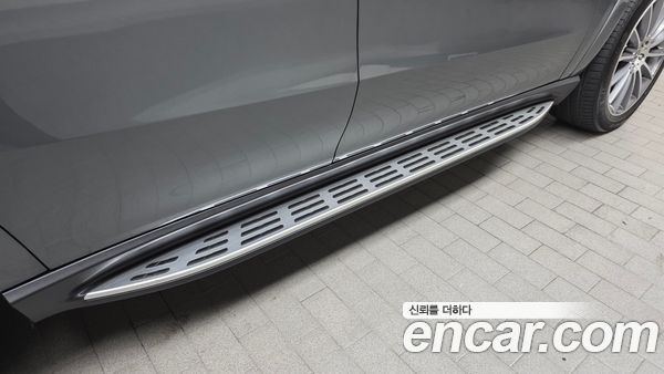 Mercedes-Benz GLE 2023, фото 28