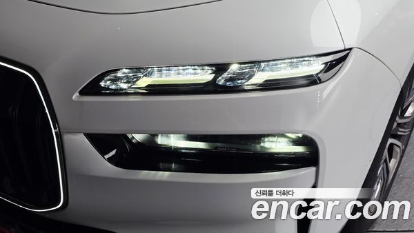 BMW 7 Series 2023, фото 8