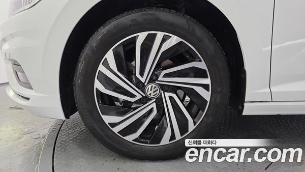 Volkswagen Jetta 2021, фото 5