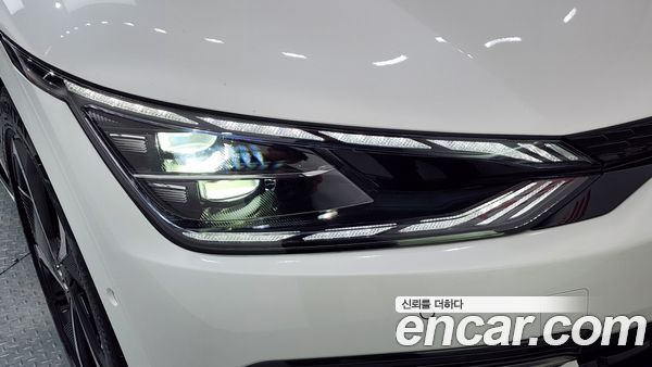 Kia EV6 2023, фото 8