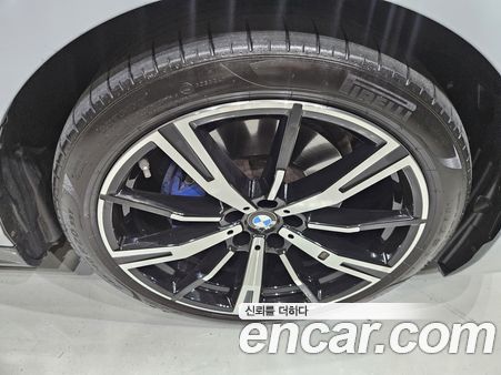 BMW 5 Series 2025, фото 5