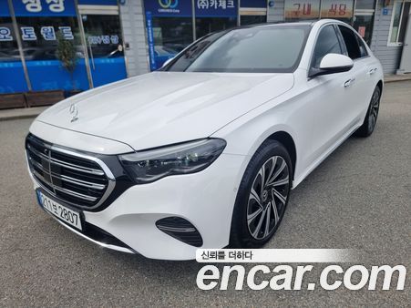 Mercedes-Benz E-Class 2024