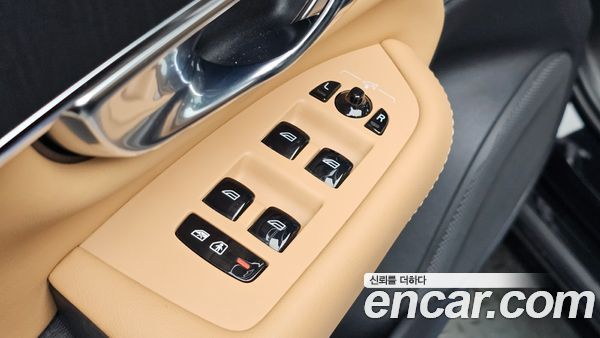 Volvo XC90 2022, фото 30