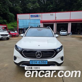Mercedes-Benz EQB 2024