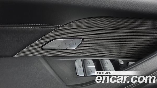 BMW i4 2023, фото 29