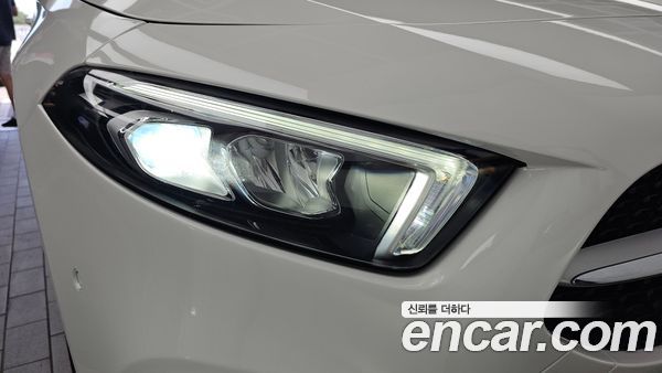 Mercedes-Benz A-Class 2020, фото 8