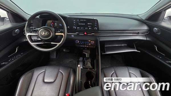 Hyundai Elantra 2024, фото 10