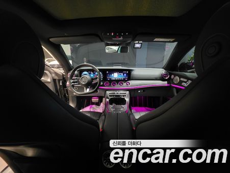 Mercedes-Benz E-Class 2023, фото 7