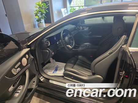 Mercedes-Benz E-Class 2023, фото 10