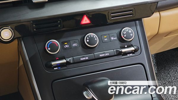 Kia Carnival 2021, фото 31