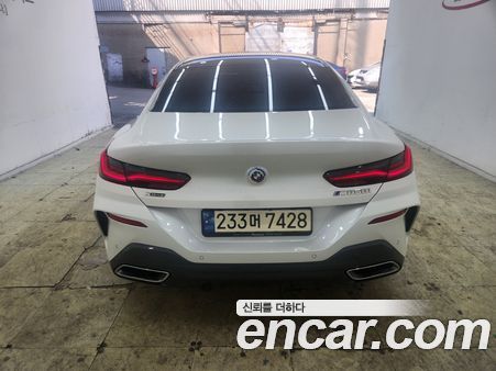 BMW 8 Series 2024, фото 6