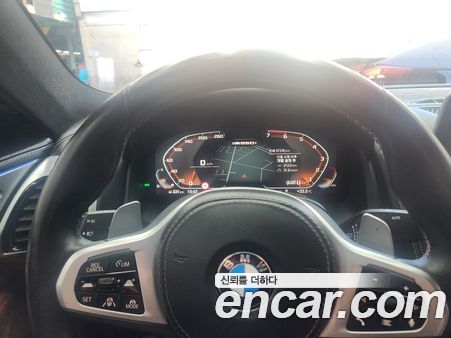 BMW 8 Series 2024, фото 16