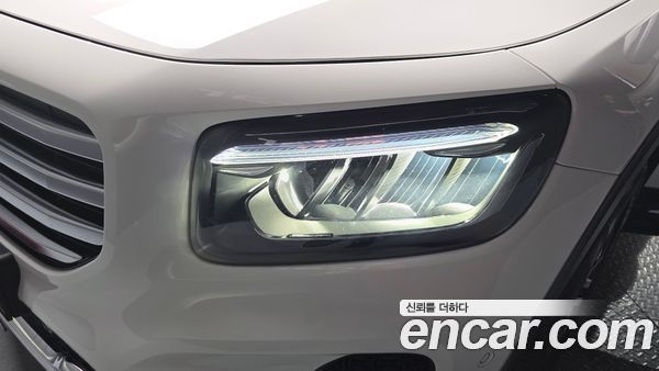 Mercedes-Benz GLB 2024, фото 7