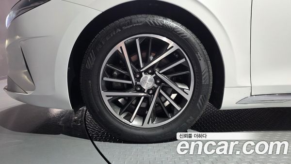 Hyundai Grandeur 2022, фото 5