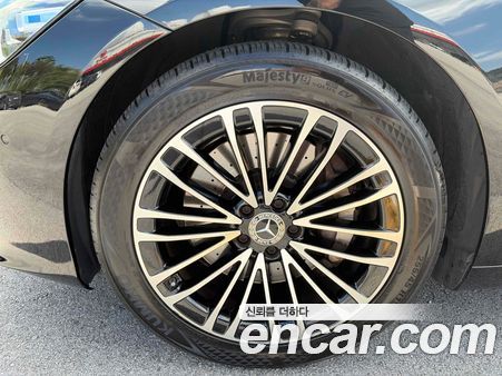 Mercedes-Benz S-Class 2022, фото 5