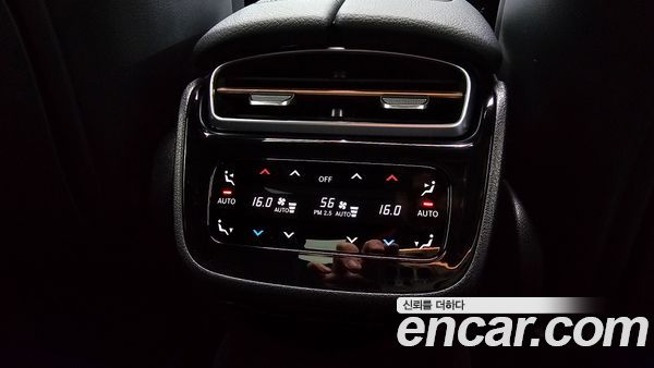 Mercedes-Benz EQE 2023, фото 30