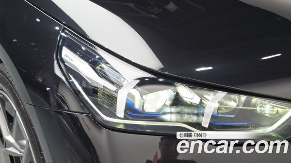 BMW 5 Series 2024, фото 8