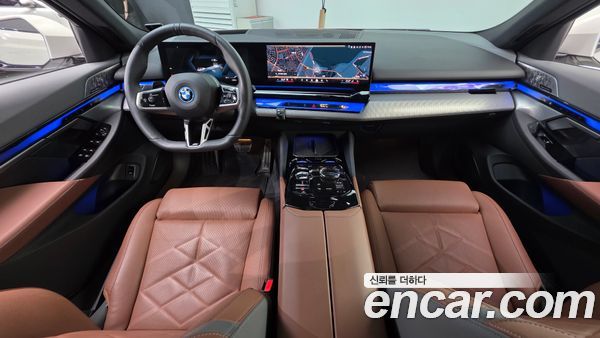 BMW i5 2025, фото 10