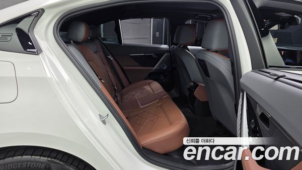 BMW i5 2025, фото 18