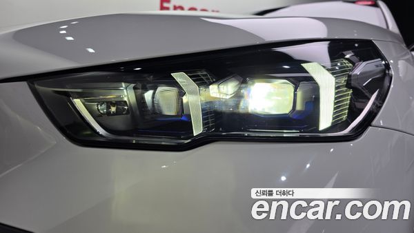 BMW i5 2025, фото 8