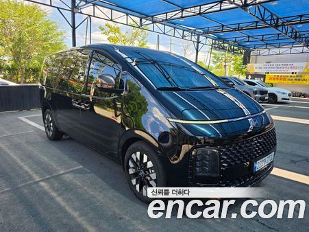 Hyundai Staria 2025