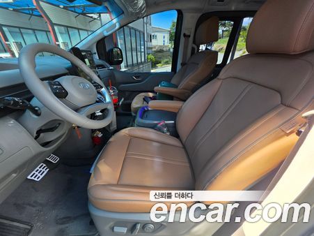 Hyundai Staria 2025, фото 8