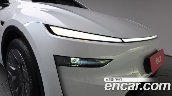 Tesla Model Y 2026, фото 7