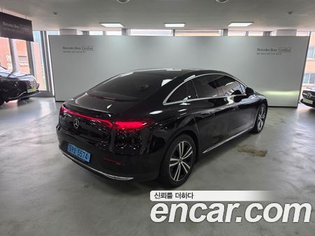 Mercedes-Benz EQE 2023, фото 2