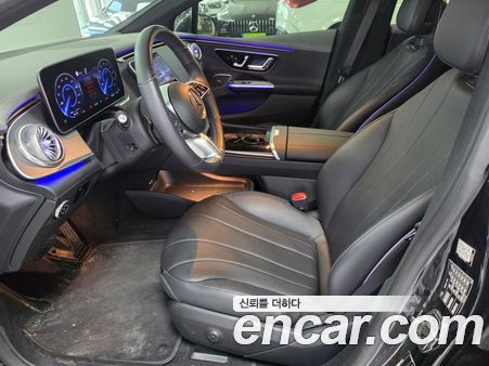 Mercedes-Benz EQE 2023, фото 14