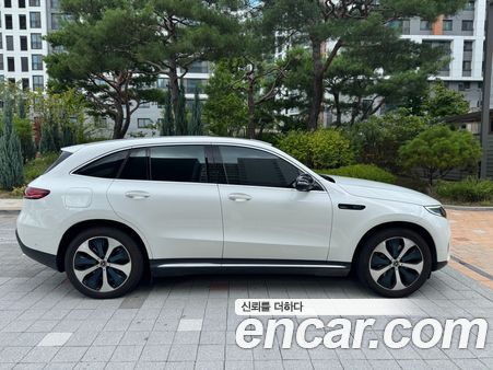 Mercedes-Benz EQC 2020