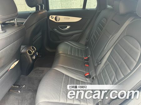 Mercedes-Benz EQC 2020, фото 13