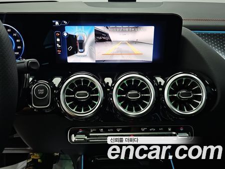 Mercedes-Benz EQA 2026, фото 10