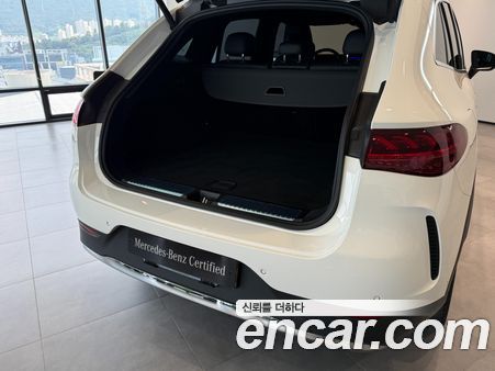 Mercedes-Benz EQE 2024, фото 10
