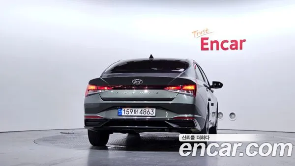 Hyundai Elantra 2021, фото 4