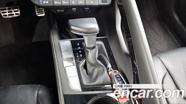 Hyundai Elantra 2021, фото 12