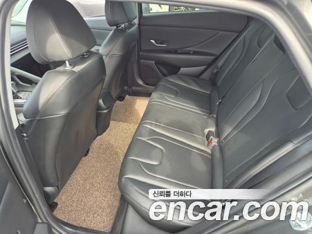 Hyundai Elantra 2021, фото 17