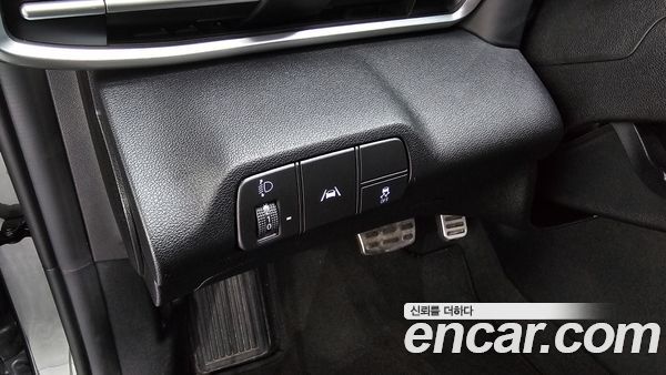 Hyundai Elantra 2021, фото 25