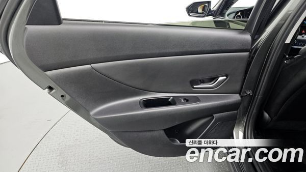 Hyundai Elantra 2021, фото 15