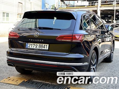 Volkswagen Touareg 2021, фото 4