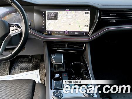 Volkswagen Touareg 2021, фото 9