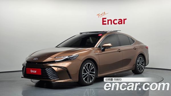 Toyota Camry 2025