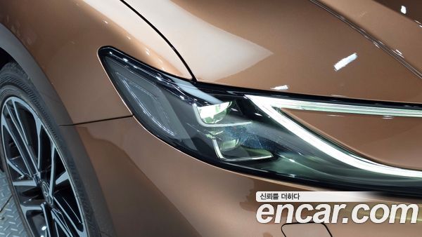 Toyota Camry 2025, фото 8