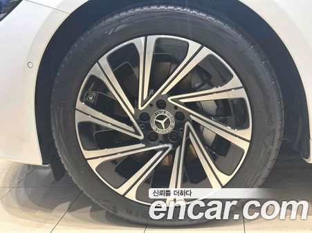 Mercedes-Benz E-Class 2026, фото 5