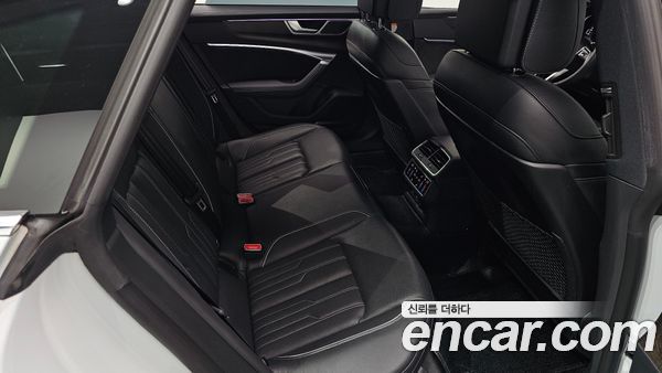 Audi A7 2021, фото 18
