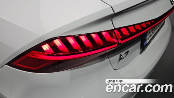 Audi A7 2021, фото 9