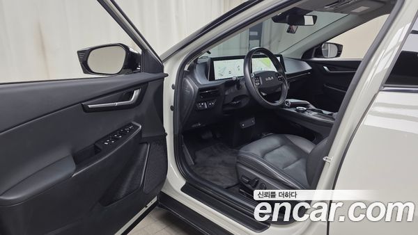 Kia EV6 2023, фото 13