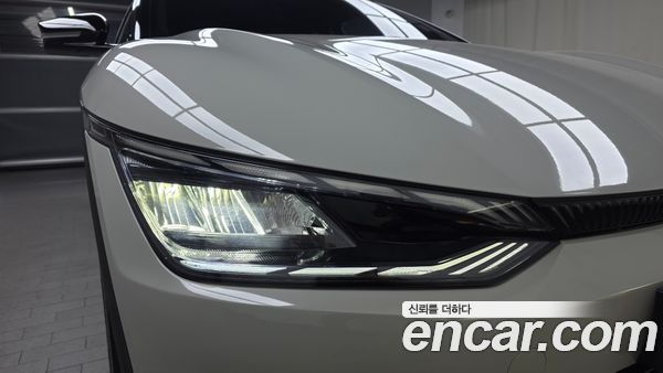 Kia EV6 2023, фото 8