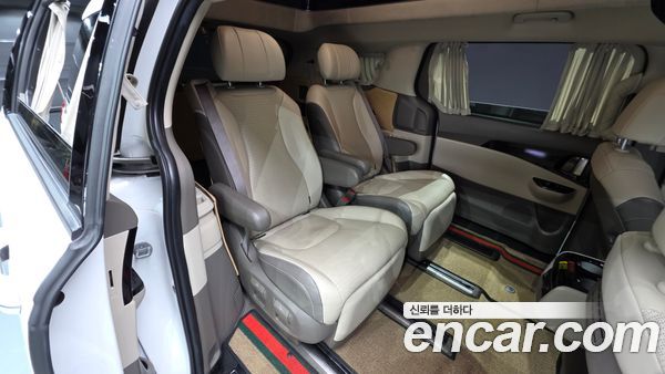 Kia Carnival 2021, фото 16
