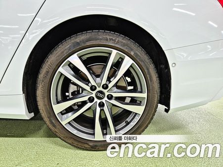 Audi A6 2023, фото 6