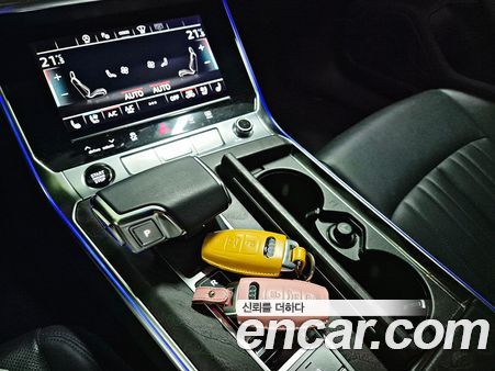 Audi A6 2023, фото 9